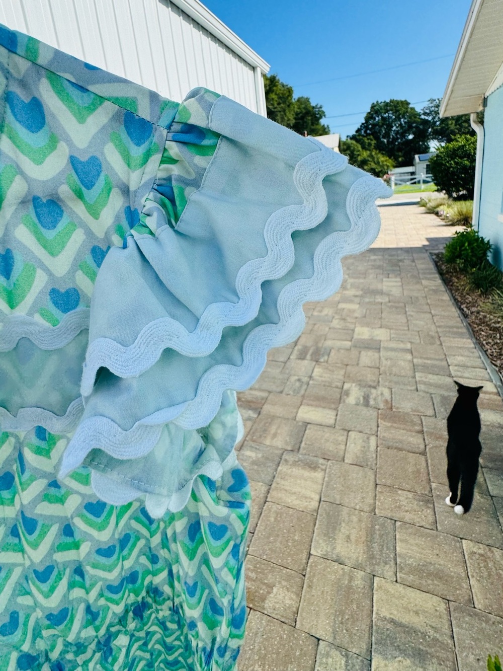 Sail to Sable Blue & Green Heart-Print Tiered Midi Dress - Picture 4 of 7